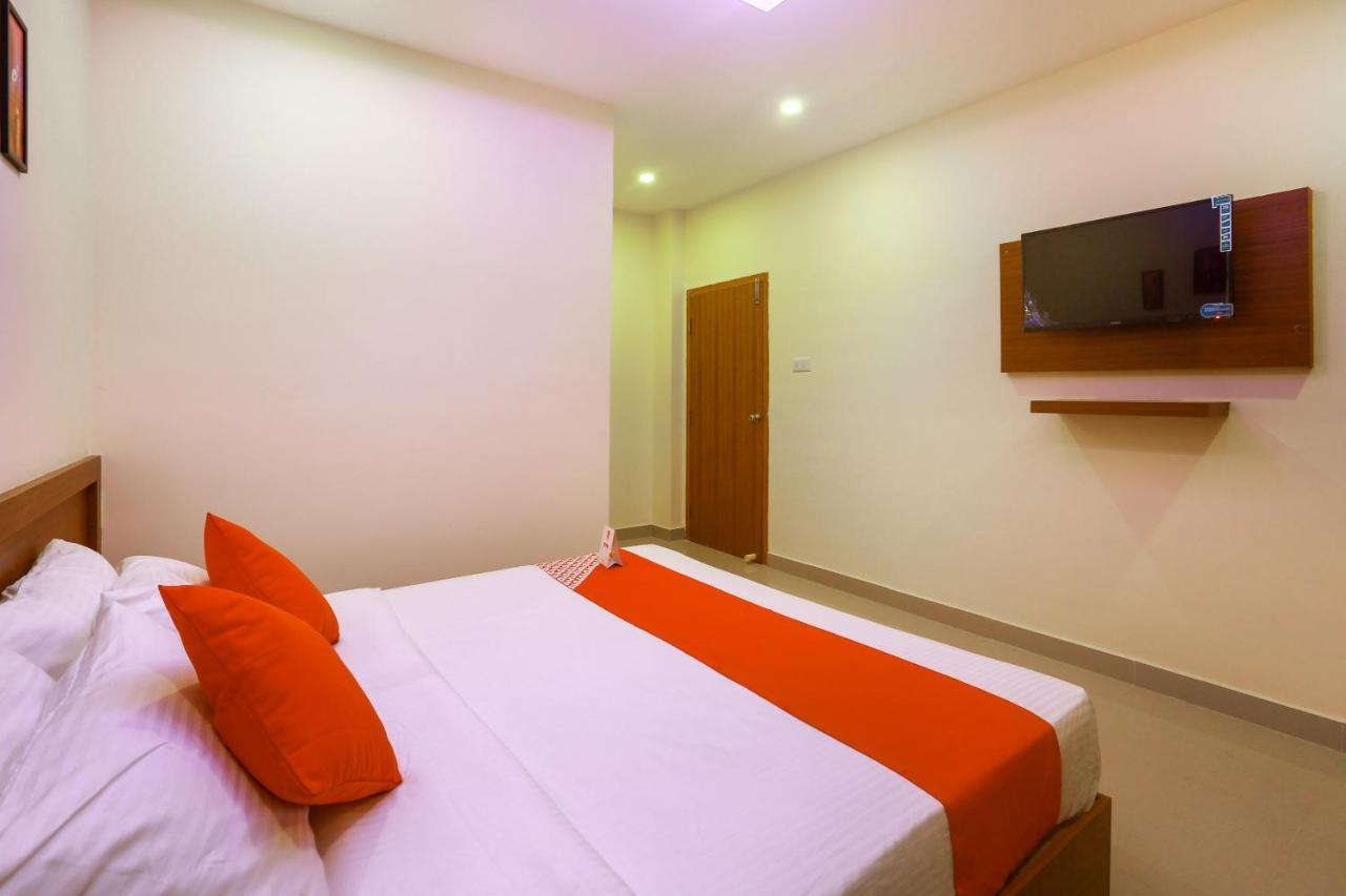 Oyo Ramis Residency Hotel Kannur Buitenkant foto
