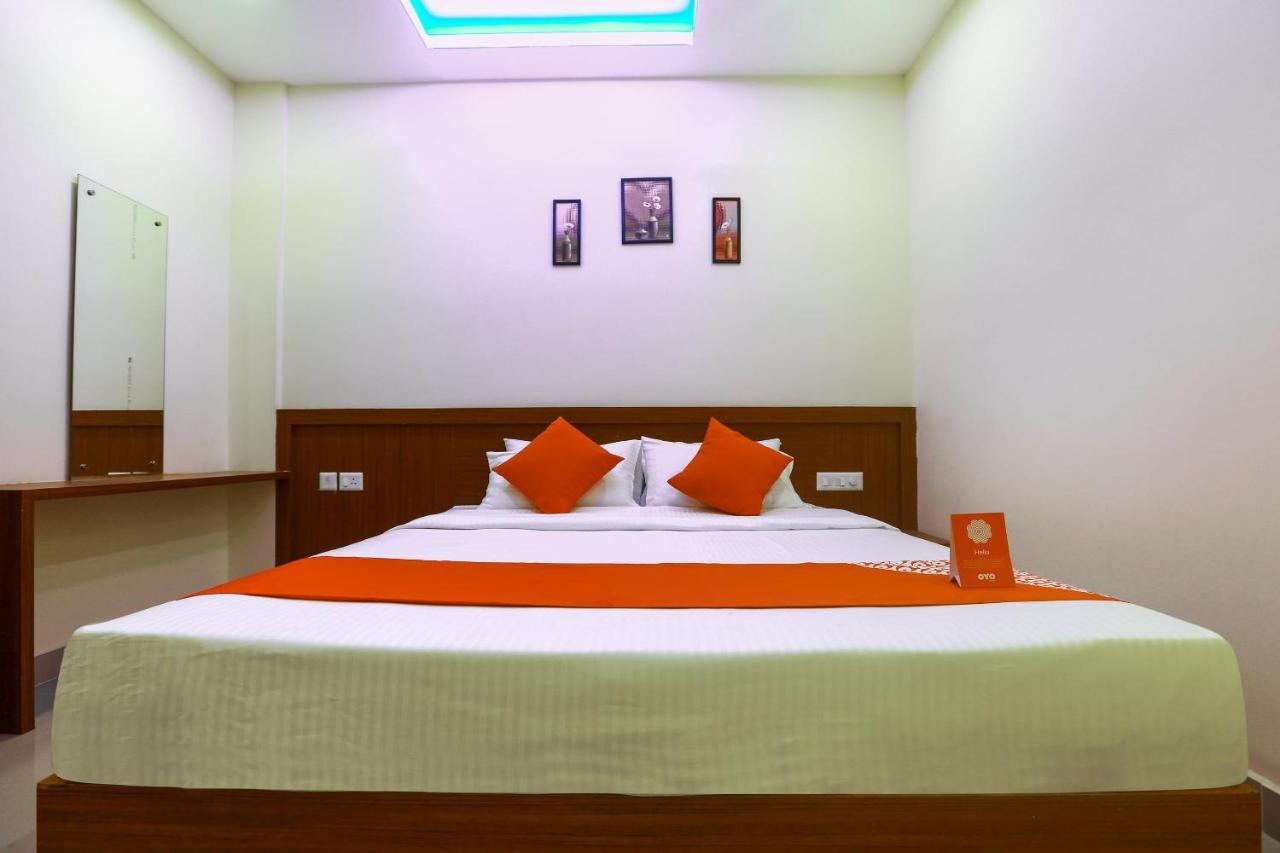 Oyo Ramis Residency Hotel Kannur Buitenkant foto